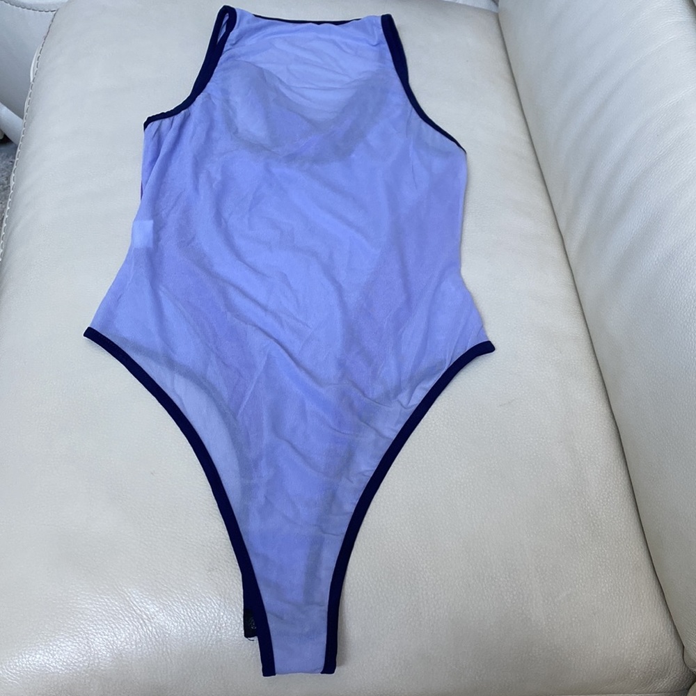 Color-Block Round Neck Mesh Jumpsuits - Picture 4 of 6